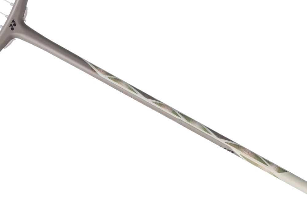 Yonex Astrox 77 Tour Light Beige 4UG5 shaft